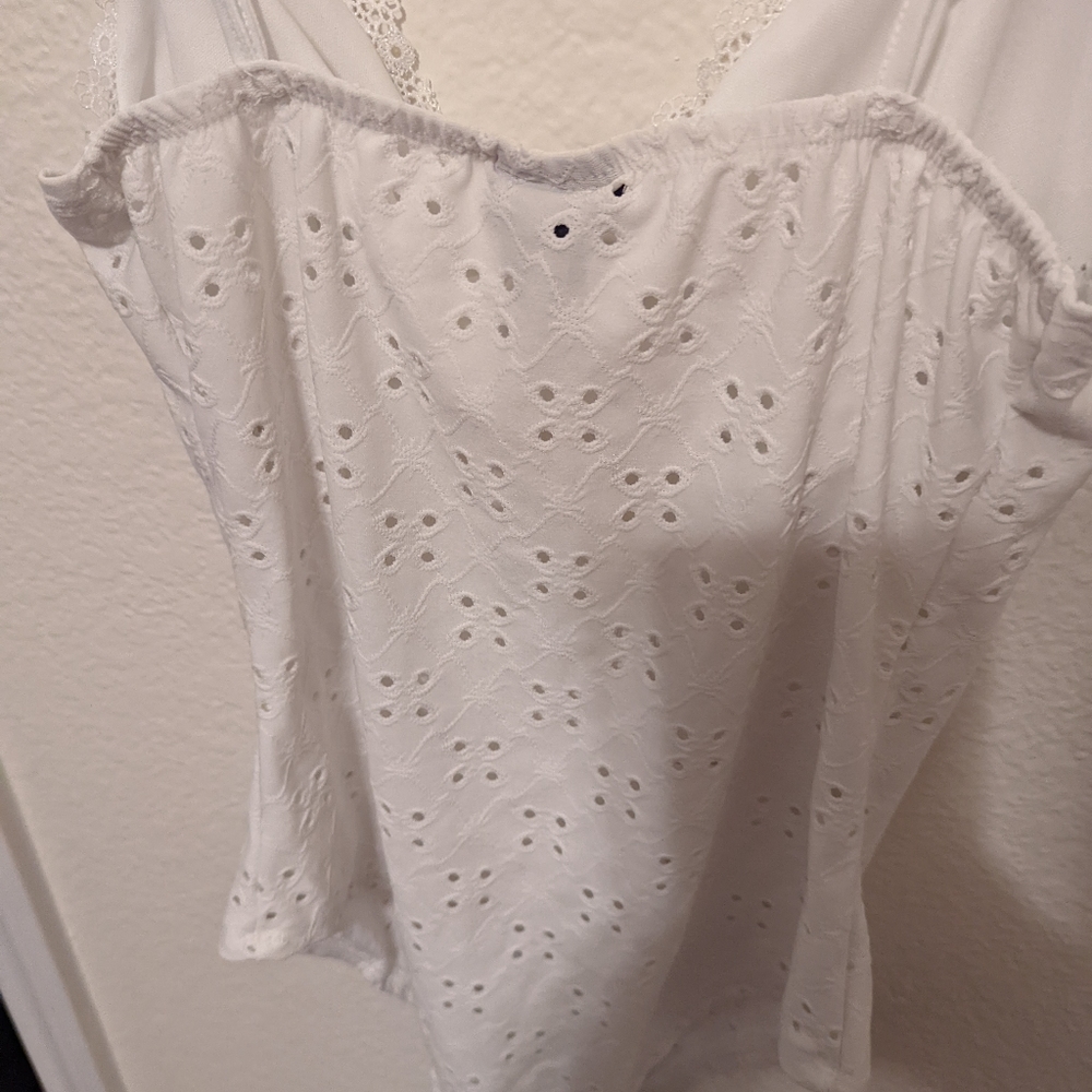 Top - Picture 5 of 6
